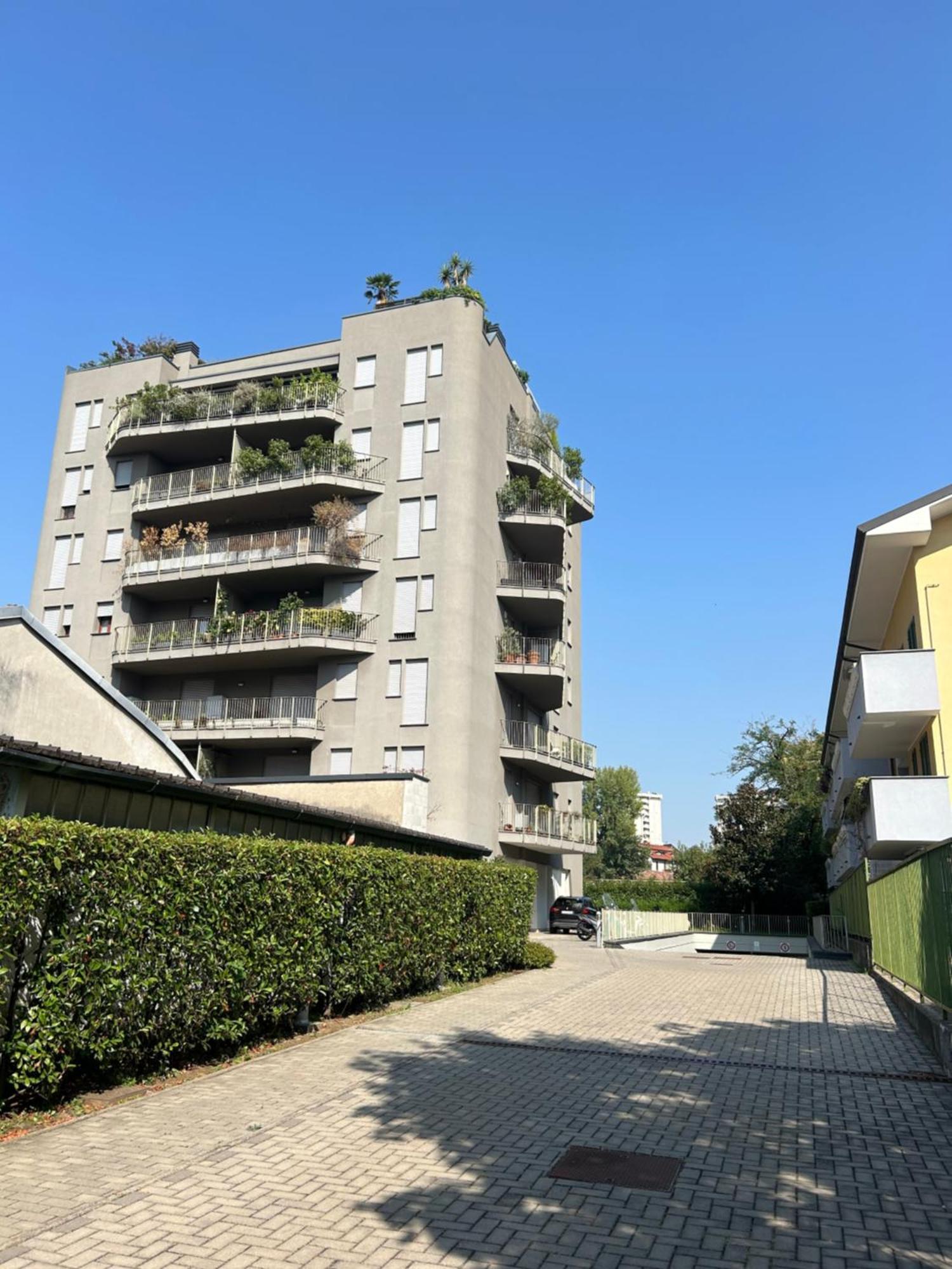 Fiftyfive-One Zuretti Lejlighedshotel Milano Eksteriør billede